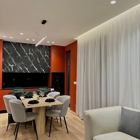 Incasso City Center Apartment Tirana Buitenkant foto