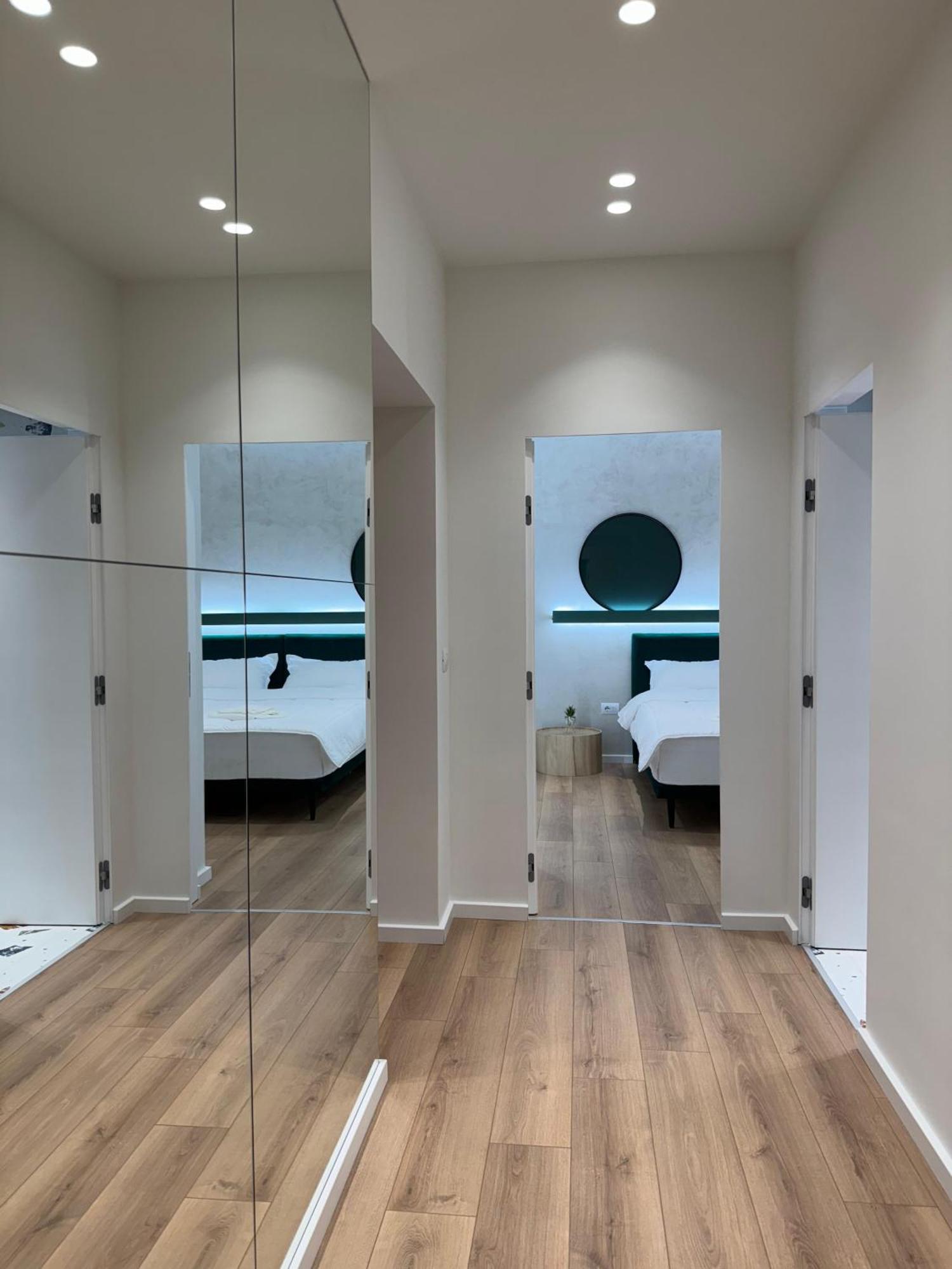 Incasso City Center Apartment Tirana Buitenkant foto