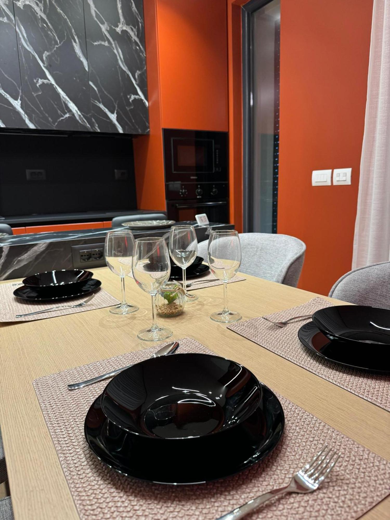 Incasso City Center Apartment Tirana Buitenkant foto